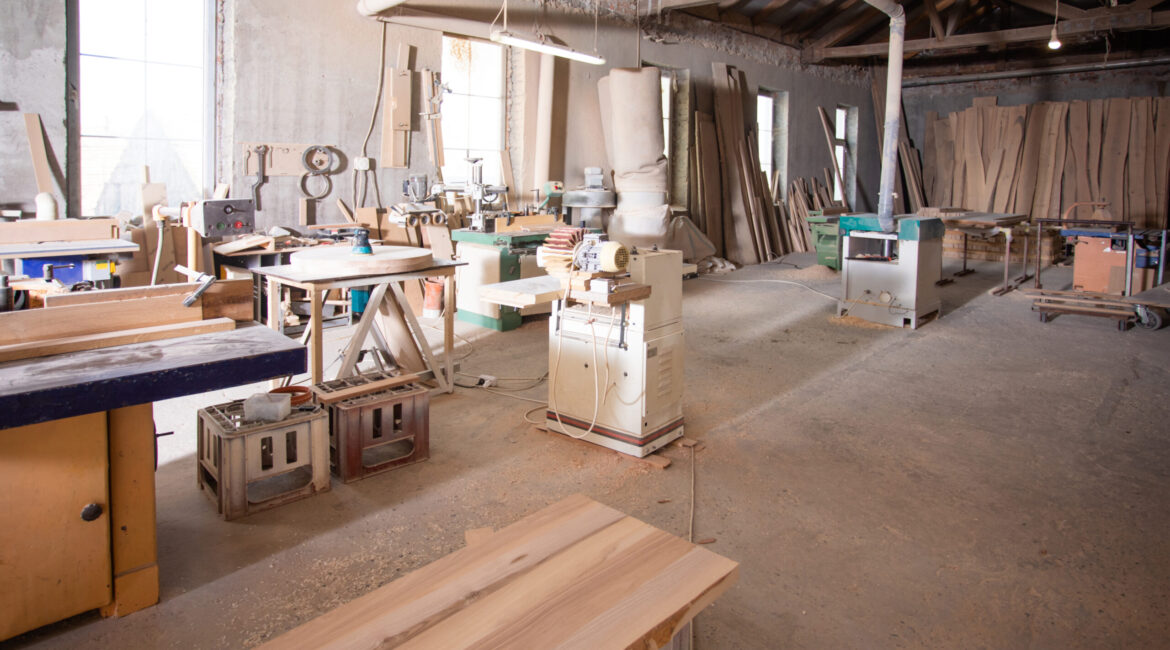 Modern carpentry shop for the manufacture wooden furniture - Maydek İnşaat İzmir